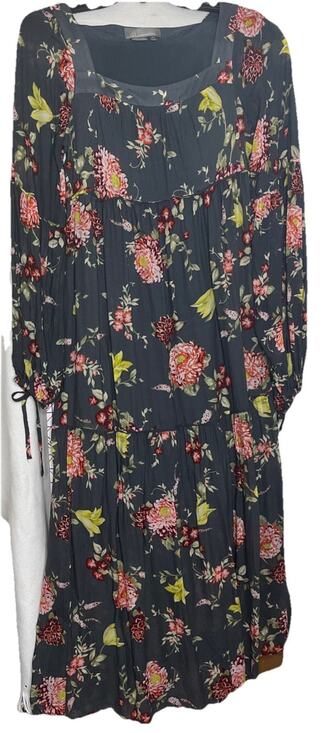 Anthropologie Dresses & Skirts - By Anthropologie S Evelin Floral Tiered Midi Dress
